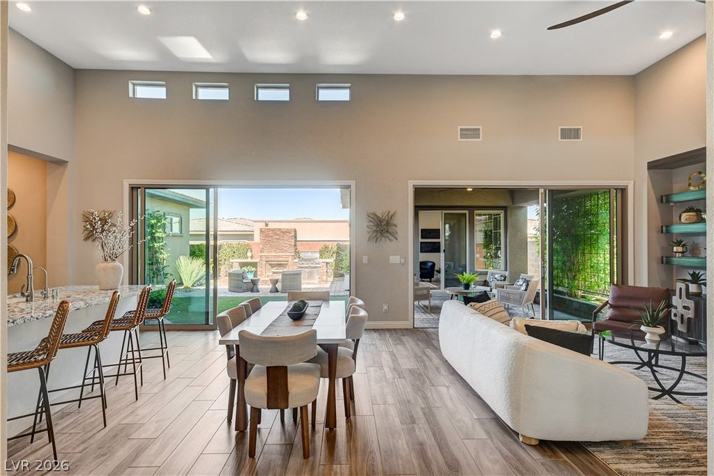 6706 Desert Crimson Street, Las Vegas, NV 89148 — photo 5