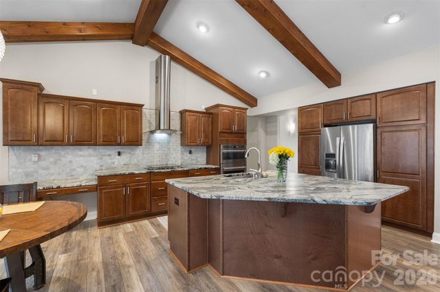 170 Silver Falls Drive, Troutman, NC 28166