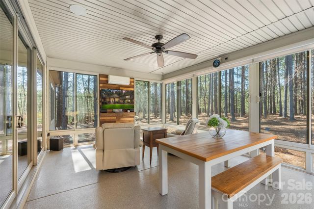 170 Silver Falls Drive, Troutman, NC 28166