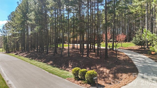 170 Silver Falls Drive, Troutman, NC 28166