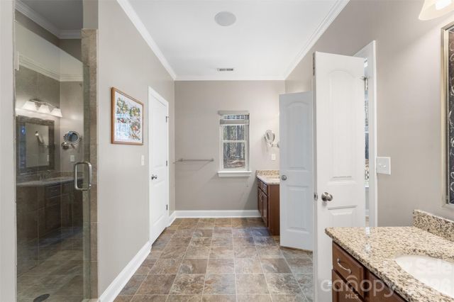 170 Silver Falls Drive, Troutman, NC 28166