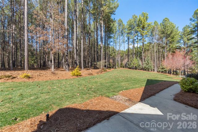 170 Silver Falls Drive, Troutman, NC 28166