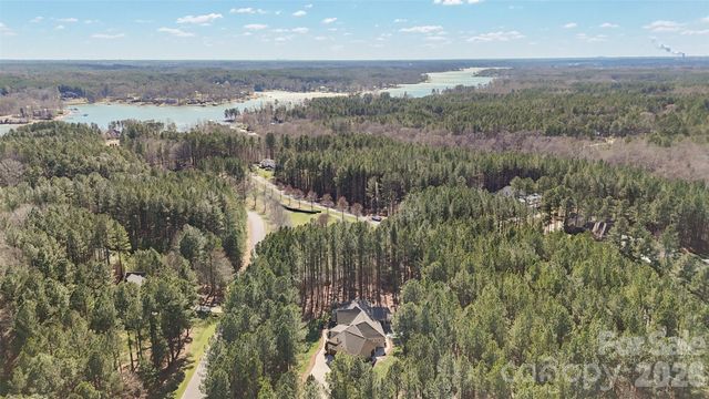 170 Silver Falls Drive, Troutman, NC 28166
