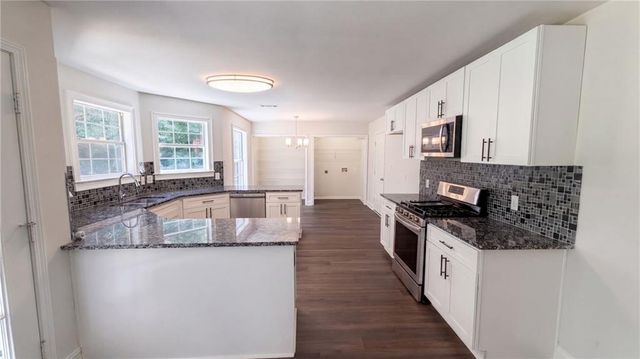 115 Emerald Lane, Hampton, GA 30228