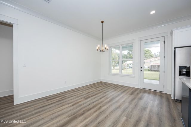 6345 Langland Drive, Ocean Springs, MS 39564