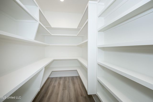 6345 Langland Drive, Ocean Springs, MS 39564