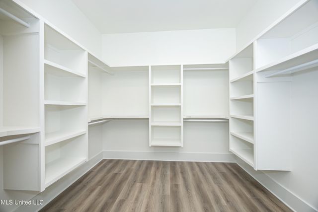 6345 Langland Drive, Ocean Springs, MS 39564