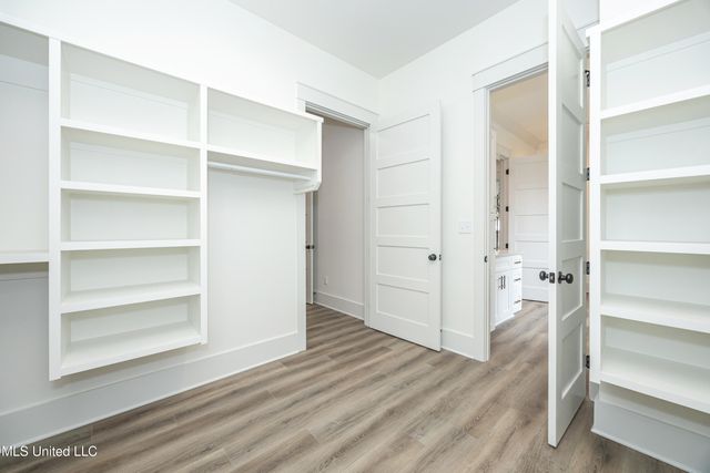 6345 Langland Drive, Ocean Springs, MS 39564