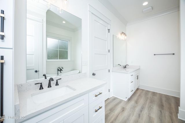 6345 Langland Drive, Ocean Springs, MS 39564