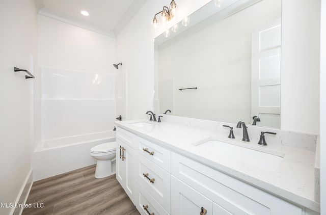 6345 Langland Drive, Ocean Springs, MS 39564