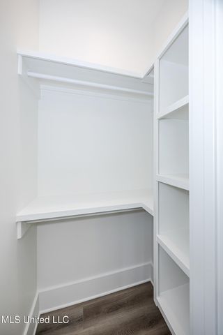 6345 Langland Drive, Ocean Springs, MS 39564