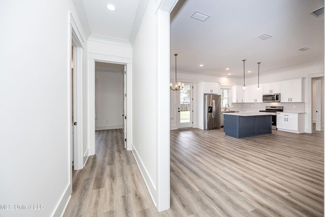 6345 Langland Drive, Ocean Springs, MS 39564