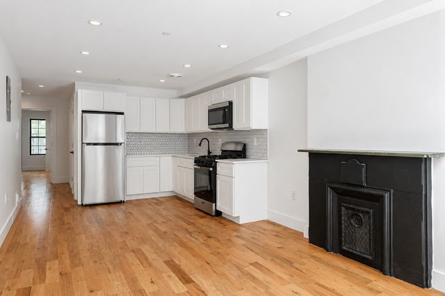 507 QUINCY Street, New York City, NY 11221