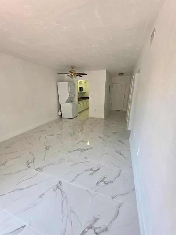 2441 NW 13th Street 76, Miami, FL 33125