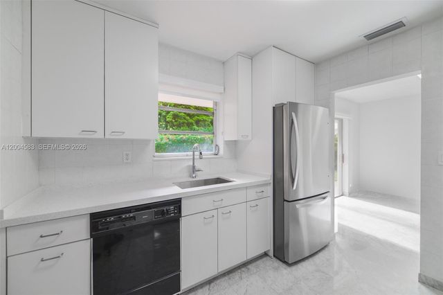 1101 Capri St, Coral Gables, FL 33134