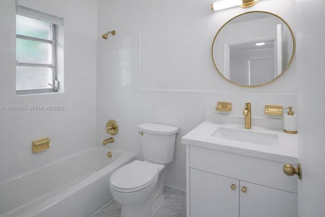 1101 Capri St, Coral Gables, FL 33134