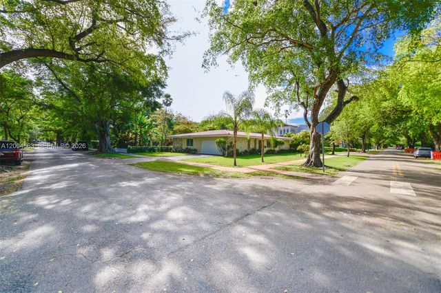 1101 Capri St, Coral Gables, FL 33134