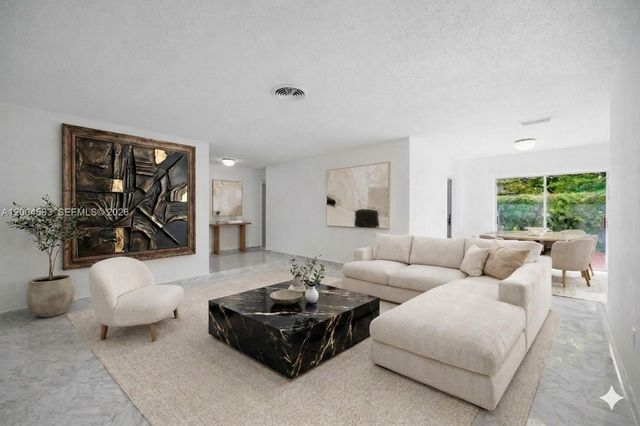 1101 Capri St, Coral Gables, FL 33134