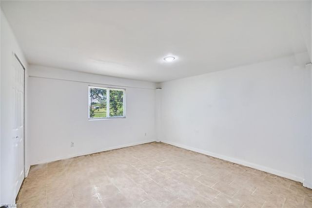 2727 48th ST SW, Lehigh Acres, FL 33976