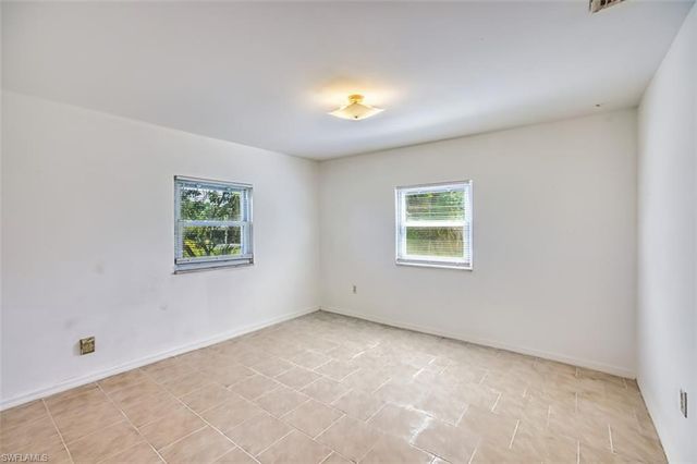 2727 48th ST SW, Lehigh Acres, FL 33976