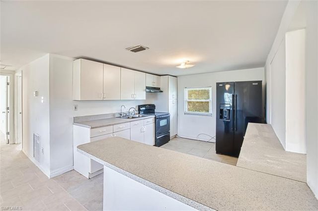 2727 48th ST SW, Lehigh Acres, FL 33976