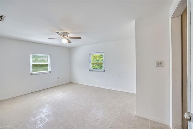 2727 48th ST SW, Lehigh Acres, FL 33976