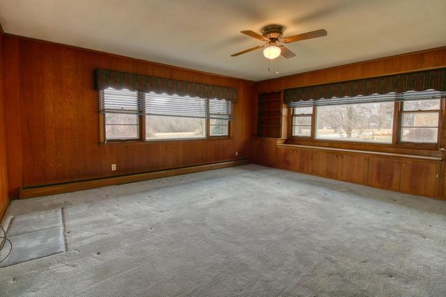 1000 17th AVENUE, South Milwaukee, WI 53172