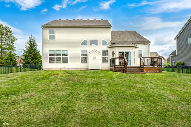 7851 Friends Creek, Avon, IN 46123
