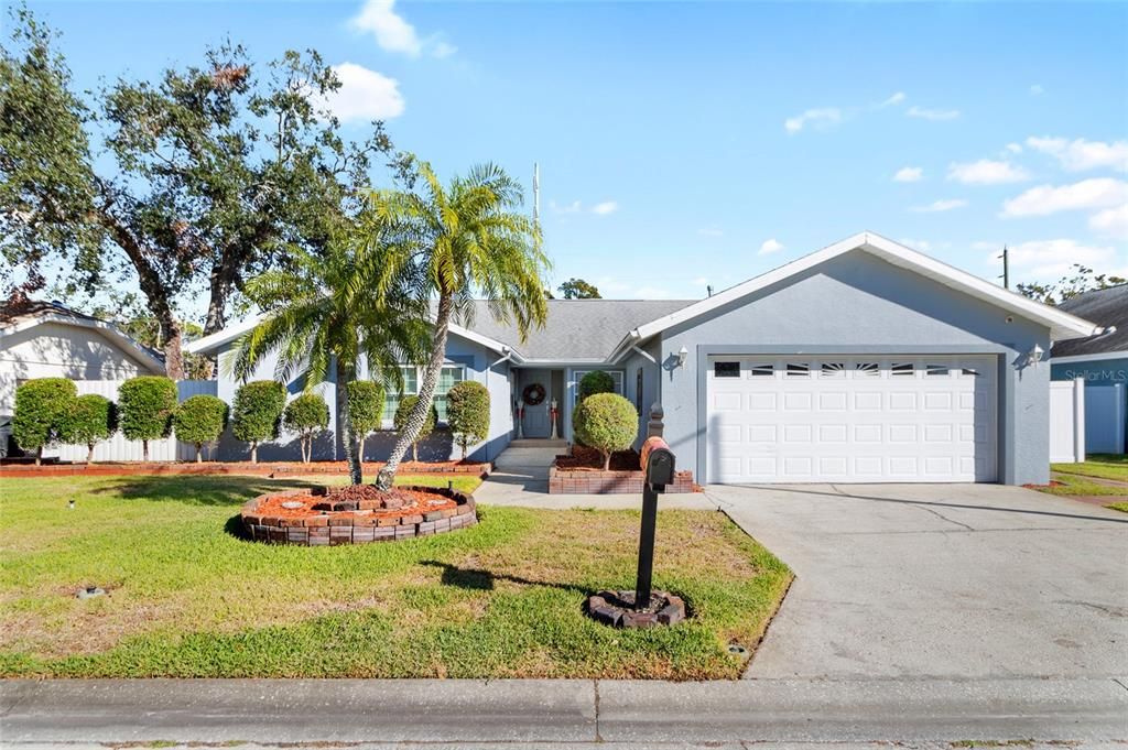 8747 GLEN LAKES BOULEVARD N, St Petersburg, FL 33702