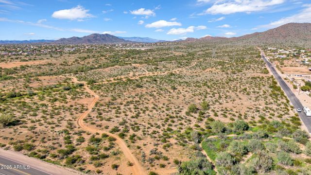 37705 N 16TH Street, Phoenix, AZ 85086