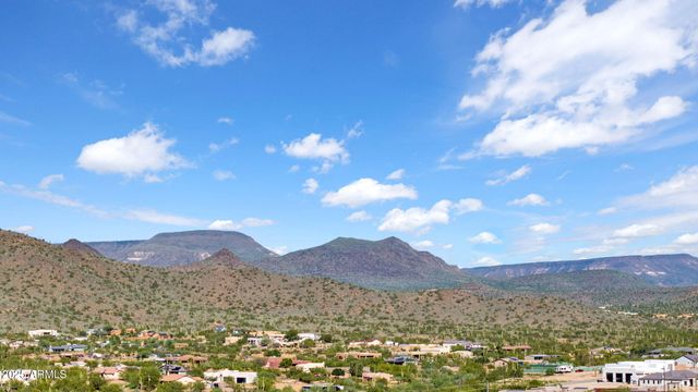 37705 N 16TH Street, Phoenix, AZ 85086