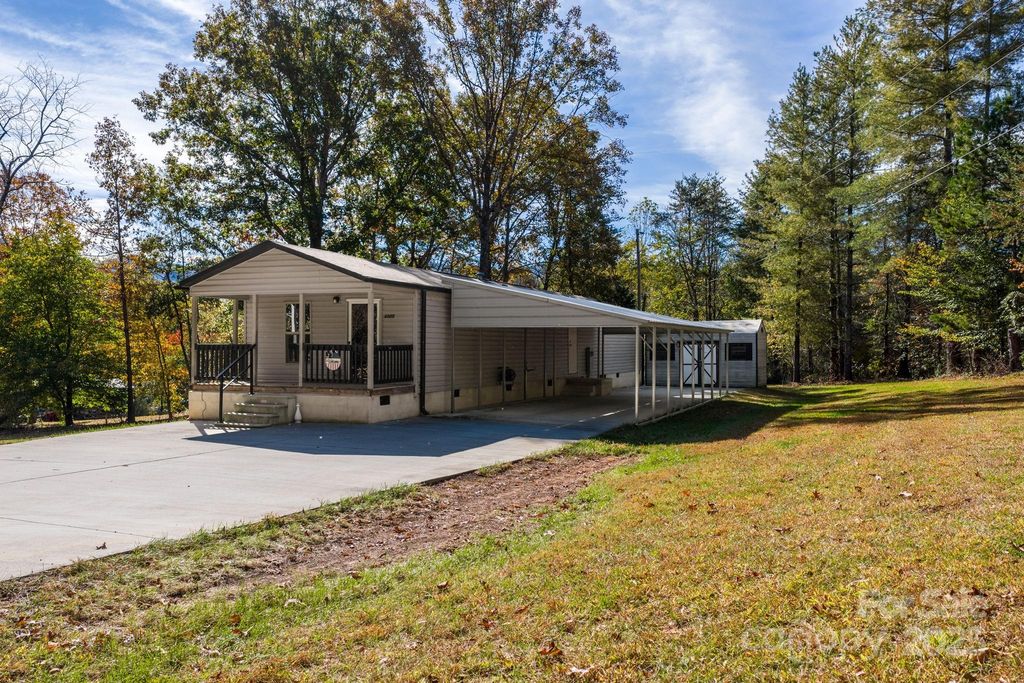 3025 Vance Denton Road, Morganton, NC 28655