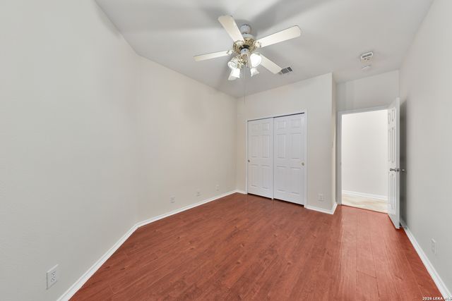 8406 Feather Trl, Helotes, TX 78023