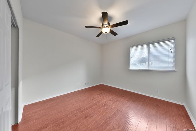 8406 Feather Trl, Helotes, TX 78023