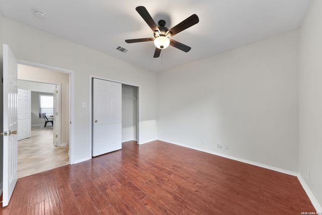 8406 Feather Trl, Helotes, TX 78023