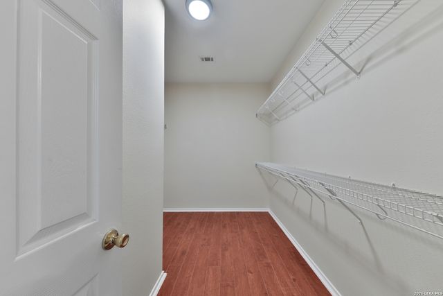 8406 Feather Trl, Helotes, TX 78023