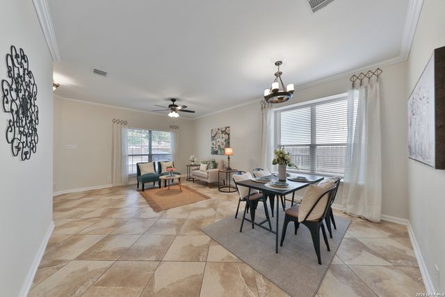 8406 Feather Trl, Helotes, TX 78023