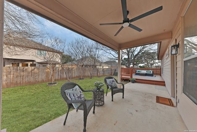 8406 Feather Trl, Helotes, TX 78023