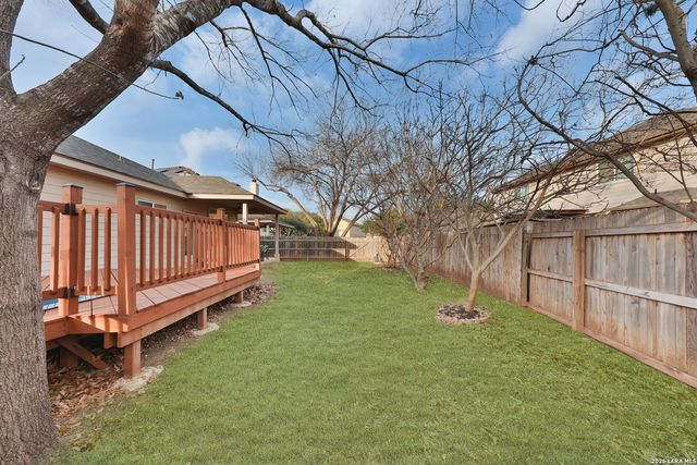 8406 Feather Trl, Helotes, TX 78023