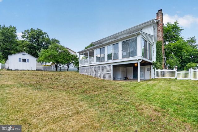 12904 DAUPHIN CT, Fort Washington, MD 20744