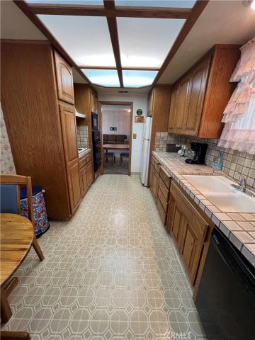 242 N Chalburn Avenue, West Covina, CA 91790