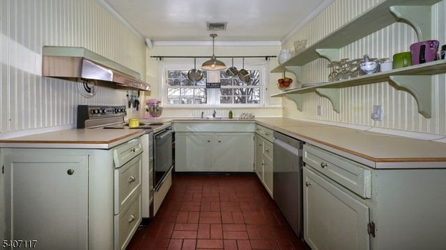 174 Hillcrest Dr, Wayne Twp., NJ 07470