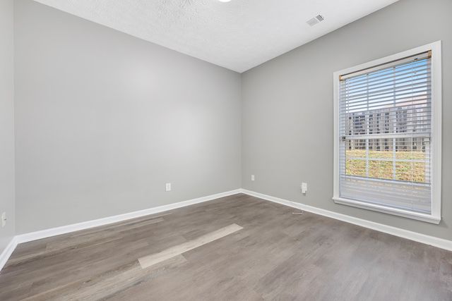 37 Fairfield Drive, Phenix City, AL 36869