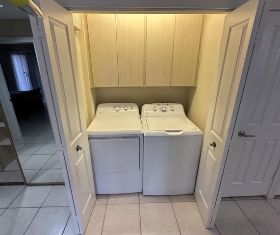 1702 Silverleaf Oak Court, Palm Beach Gardens, FL 33410