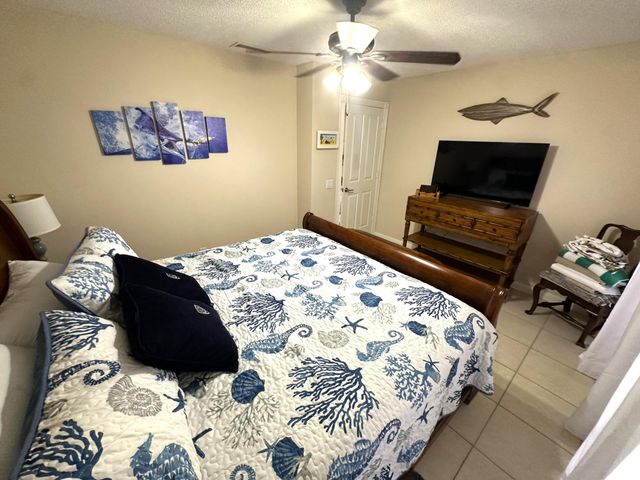 1702 Silverleaf Oak Court, Palm Beach Gardens, FL 33410