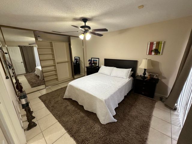 1702 Silverleaf Oak Court, Palm Beach Gardens, FL 33410