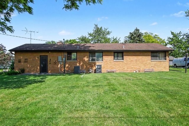 725 S East Street, Crown Point, IN 46307