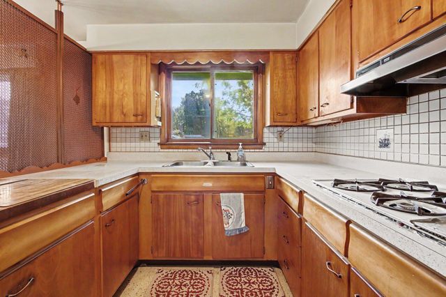 725 S East Street, Crown Point, IN 46307