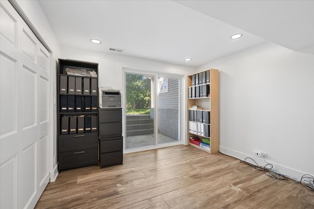 912 Cornell Lane, Schaumburg, IL 60193