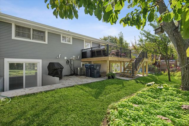 912 Cornell Lane, Schaumburg, IL 60193
